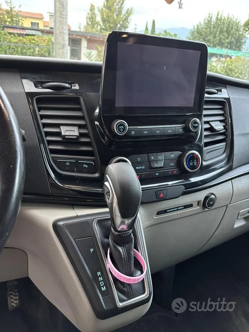 Ford Tourneo Custom 2019 photo 3