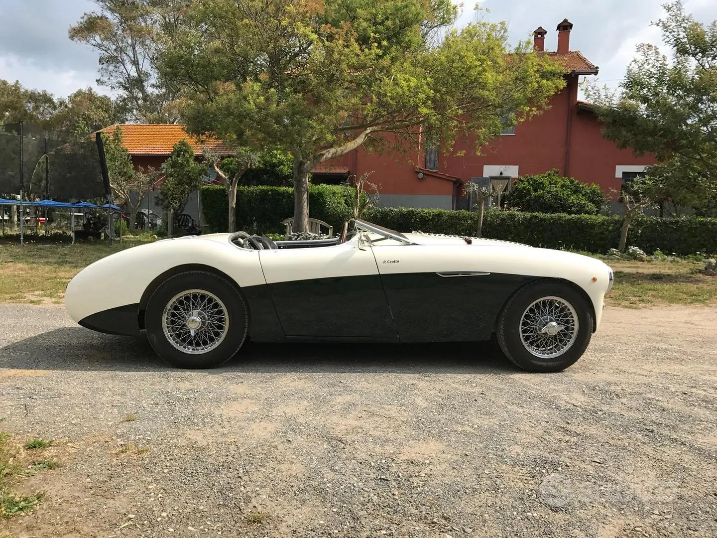 Austin Healey 100/4 1950 photo 3