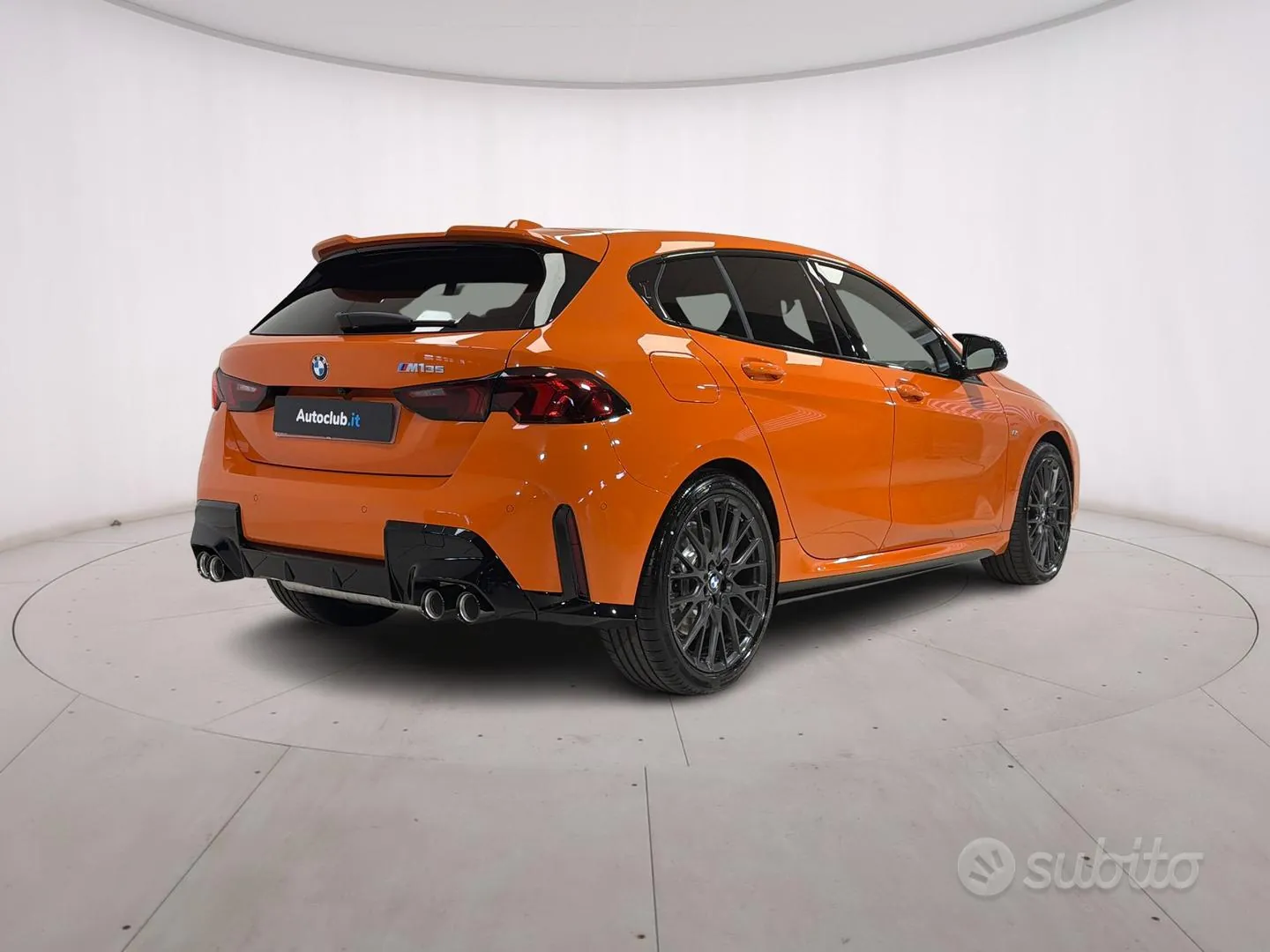 BMW 1 Series 2024 photo 2