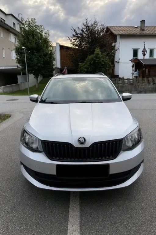 Skoda Fabia 2017 photo 2