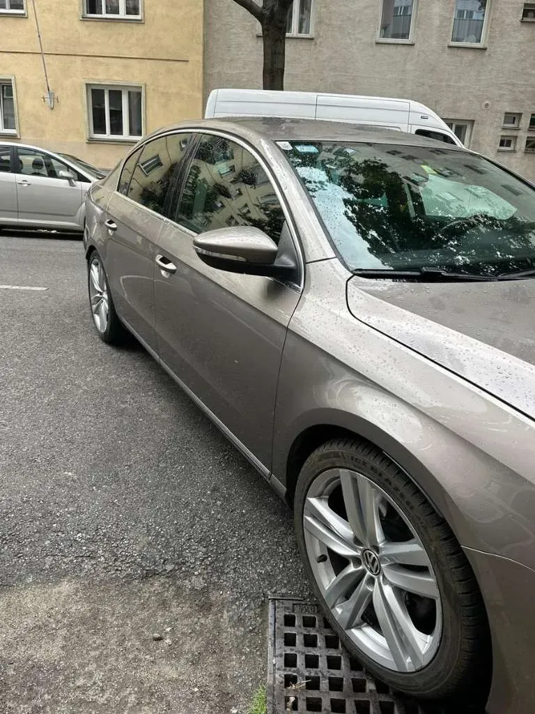 Volkswagen Passat 2010 photo 3