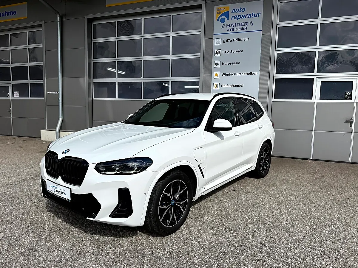 BMW X3 2023 photo 2