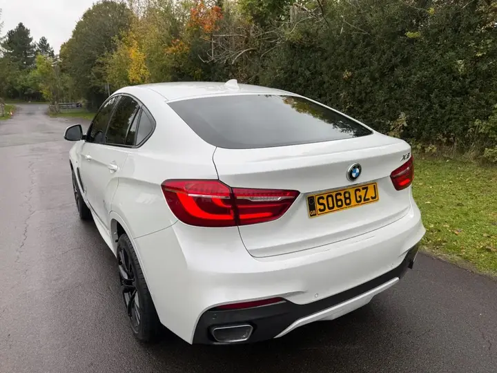 BMW X6 2019 photo 5