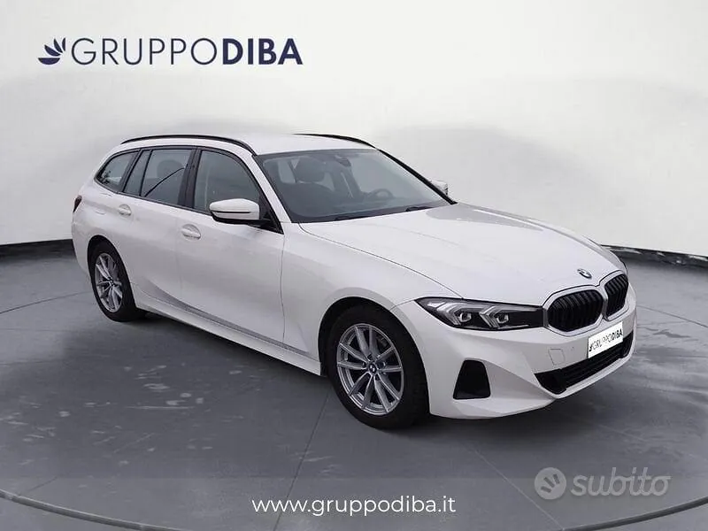 BMW 3 Series 2022 photo 3