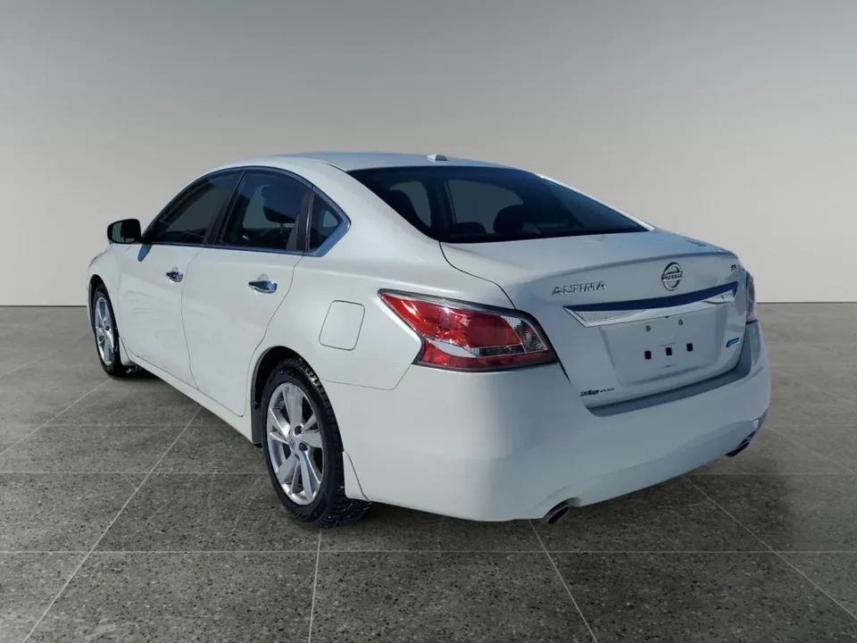 Nissan Altima 2015 photo 3