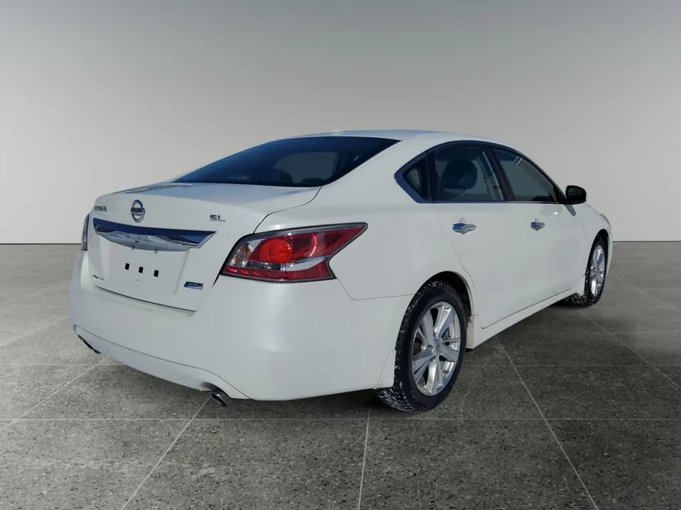 Nissan Altima 2015 photo 5