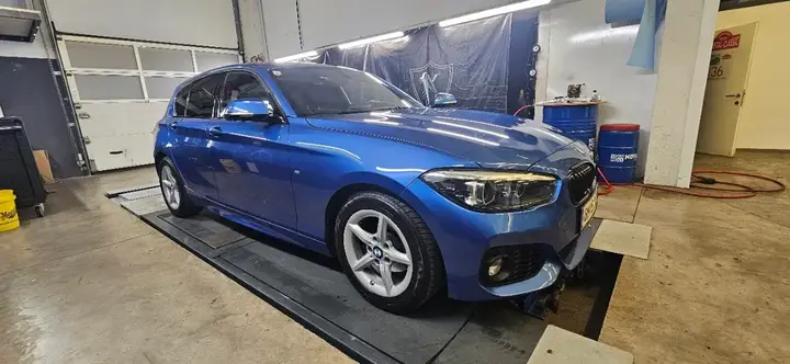 BMW 1 Series 2019 photo 2