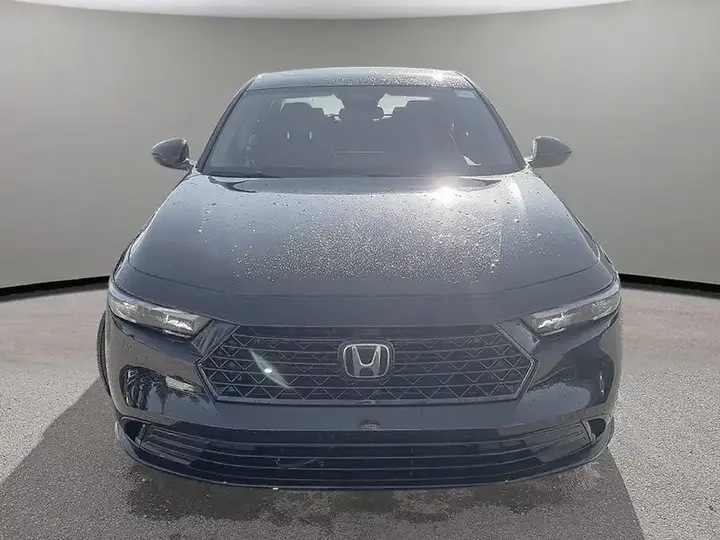 Honda Accord 2025 photo 2
