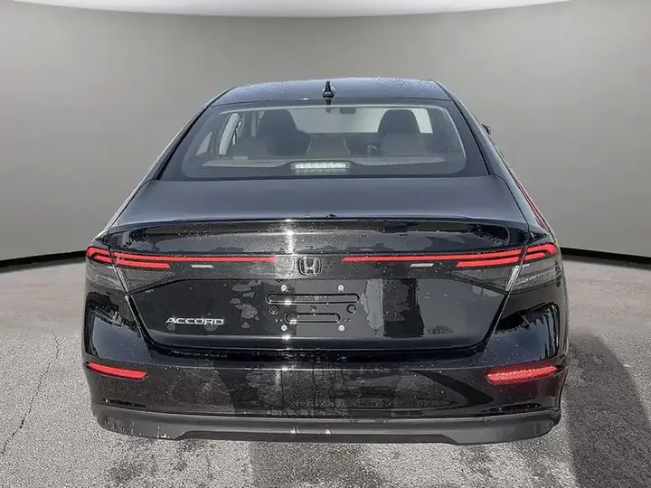 Honda Accord 2025 photo 5