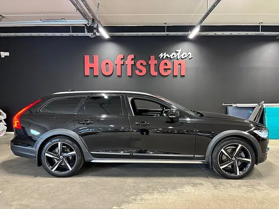 Volvo V90 Cross Country 2019 photo 2
