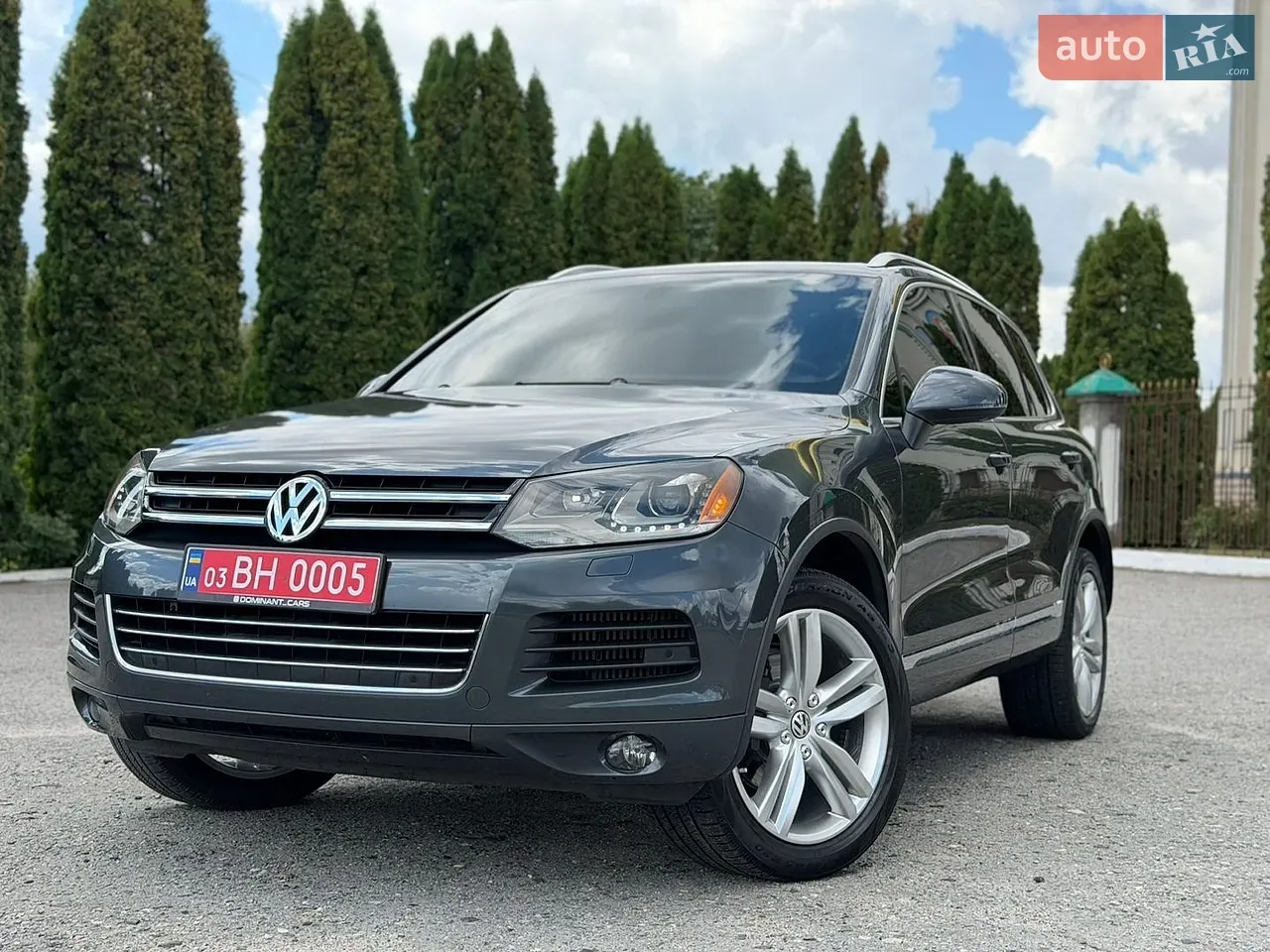 Volkswagen Touareg 2012 photo 3