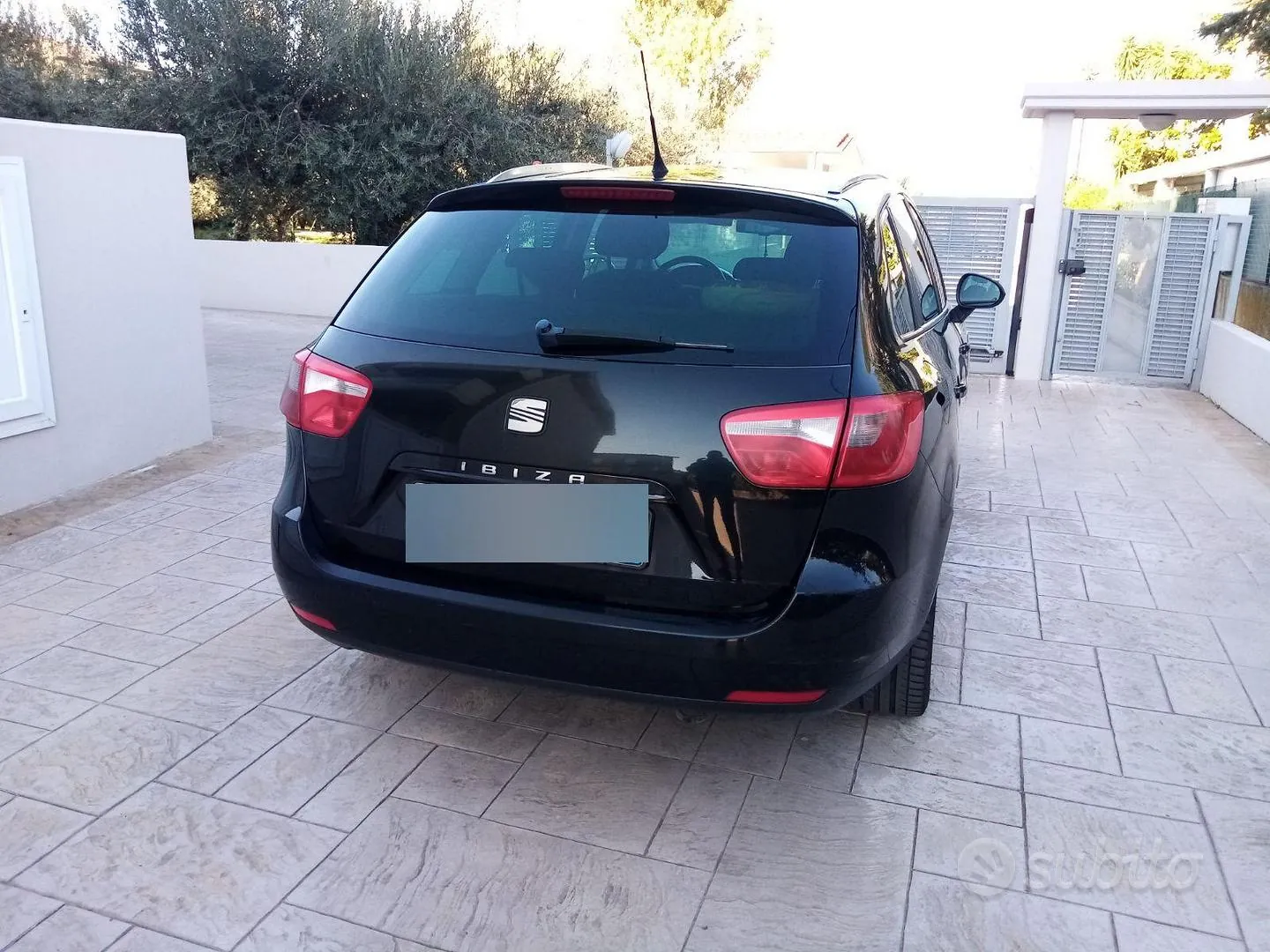 Seat Ibiza 2012 photo 4