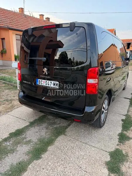 Peugeot Traveller 2017 photo 5