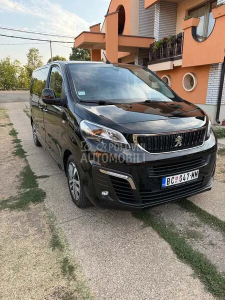 Peugeot Traveller
