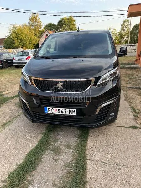 Peugeot Traveller 2017 photo 3