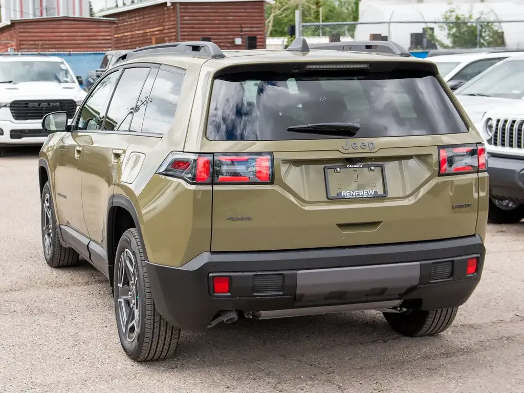 Jeep Cherokee 2026 photo 3
