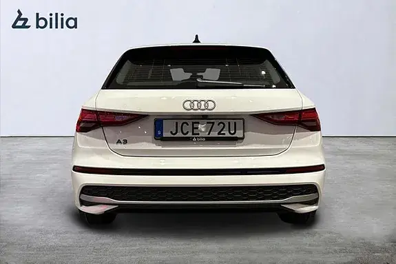 Audi A3 2027 photo 4
