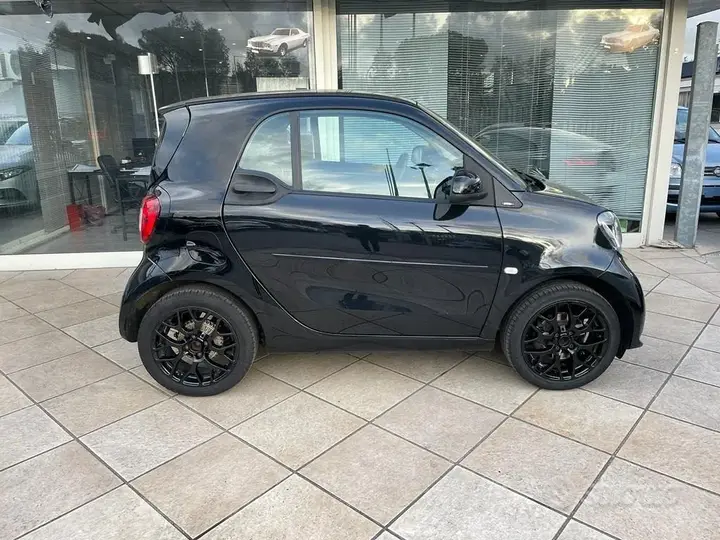 Smart Fortwo 2019 photo 5