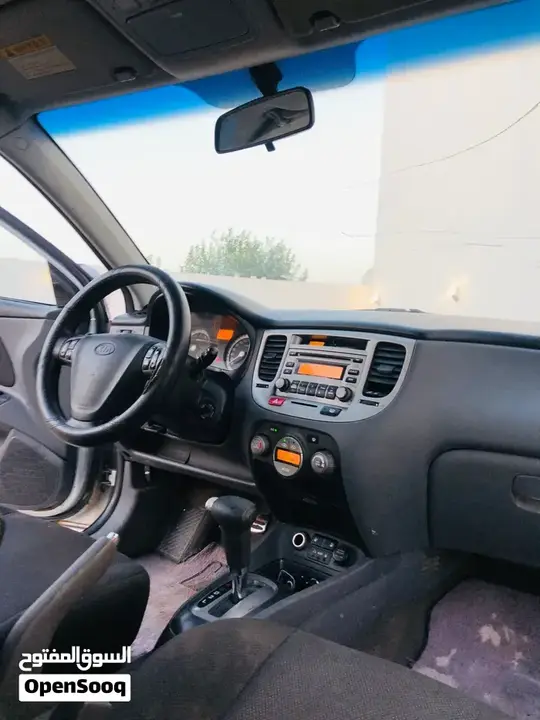 Kia Rio 2009 photo 2