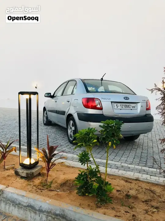 Kia Rio 2009 photo 3