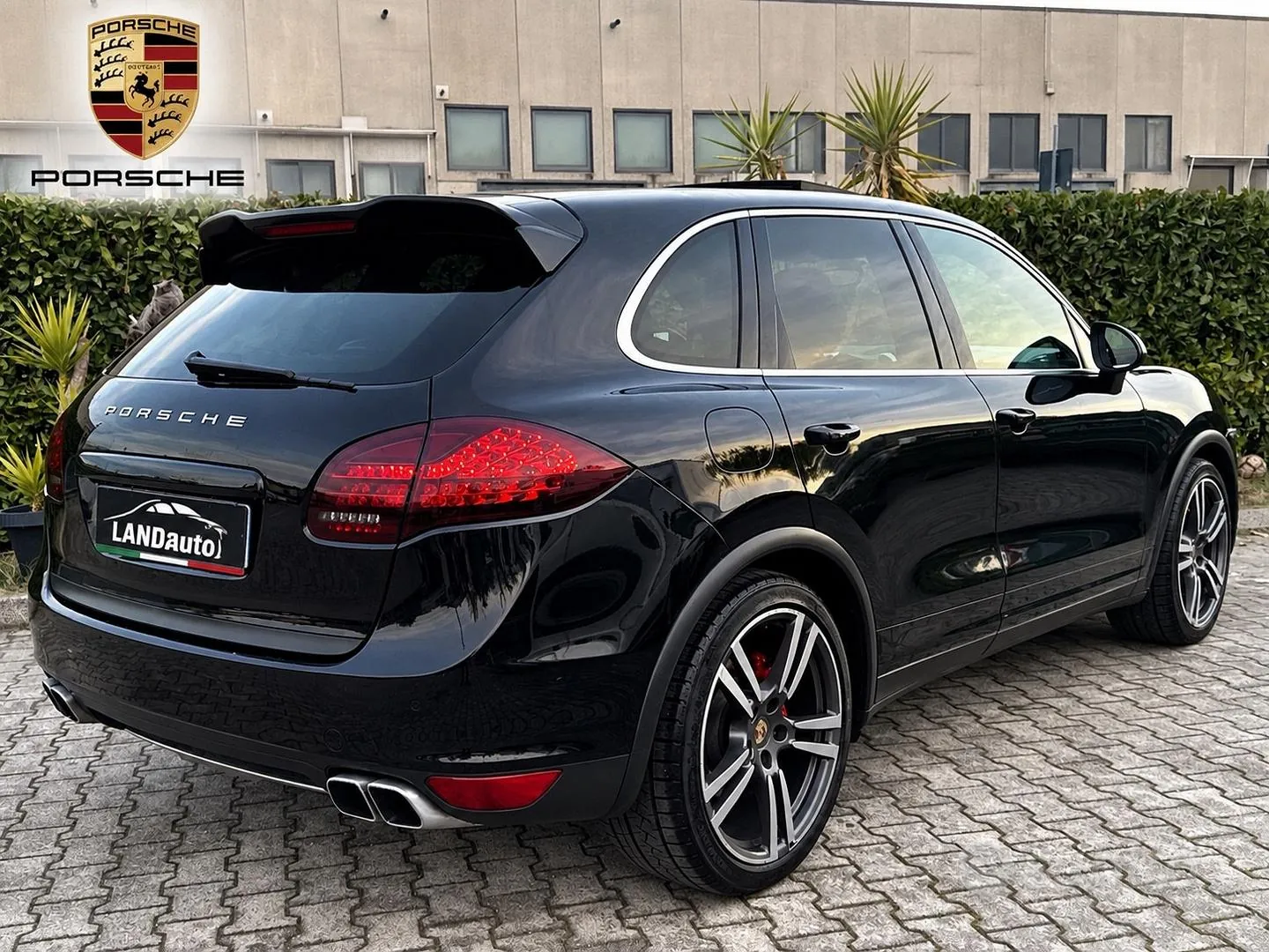 Porsche Cayenne 2012 photo 3