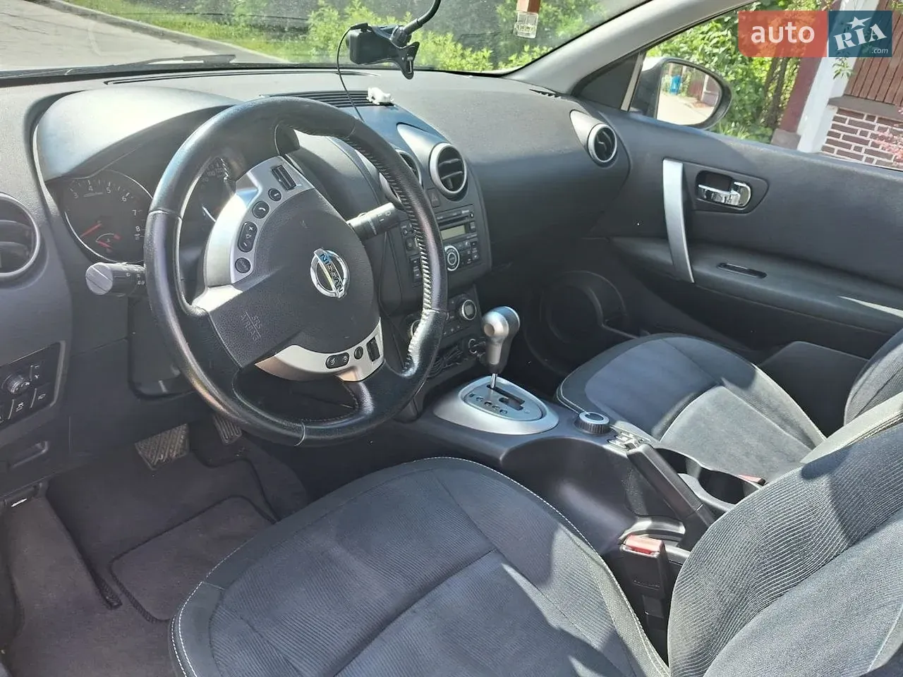 Nissan Qashqai 2010 photo 4