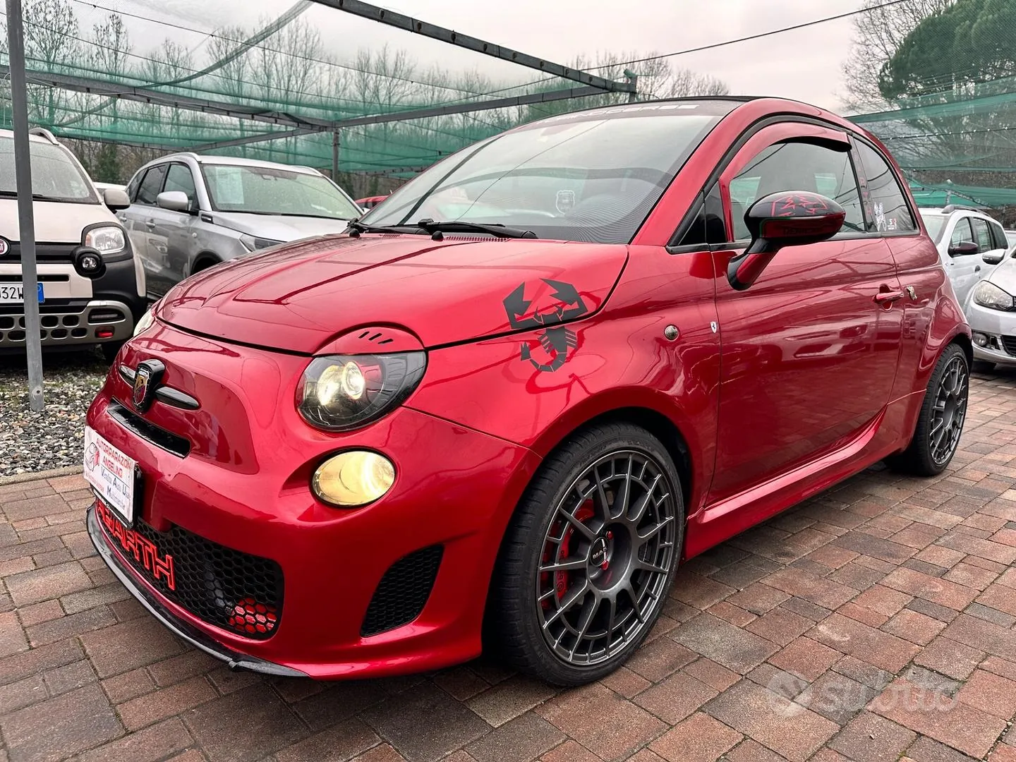 Abarth 500 2010 photo 2