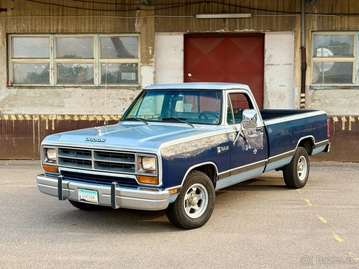 Dodge D150