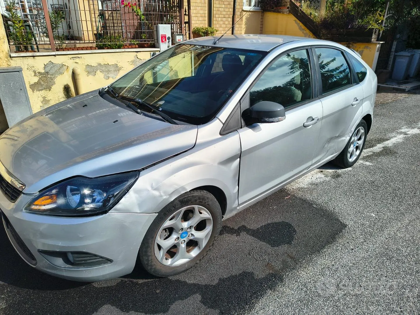 Ford Focus 2011 photo 3