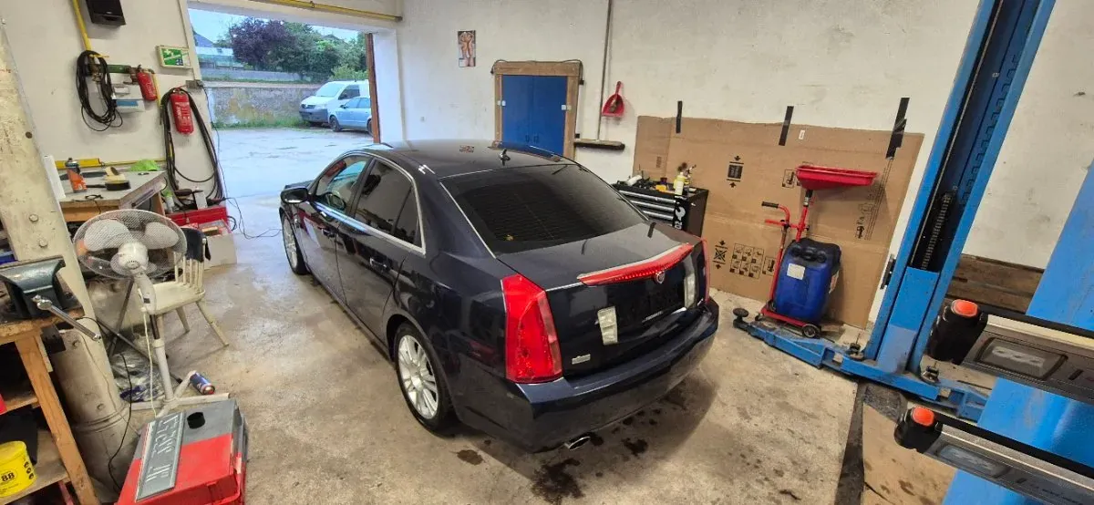 Cadillac Bls 2009 photo 3