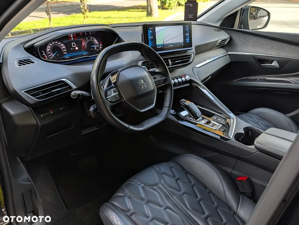 Peugeot 5008 2021 photo 2