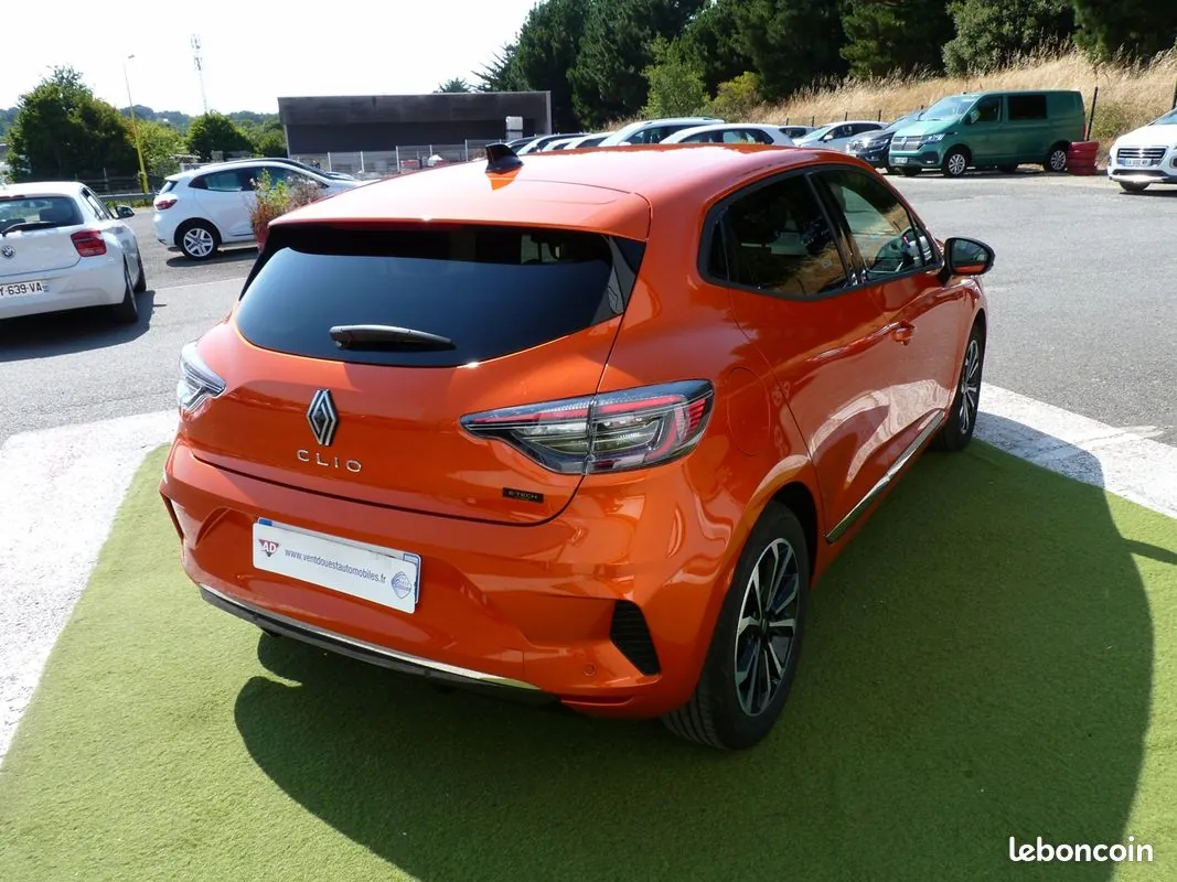 Renault Clio 2024 photo 4