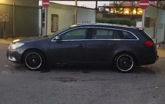 Opel Insignia 2010 photo 3