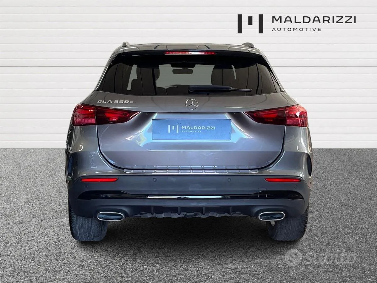 Mercedes-Benz Gla 2025 photo 3