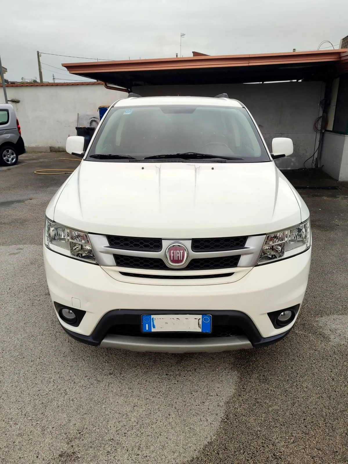 Fiat Freemont 2011 photo 2