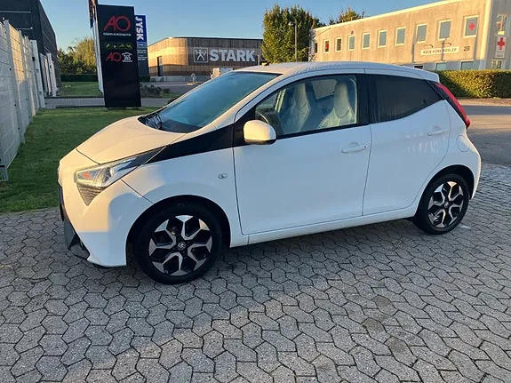 Toyota Aygo 2018 photo 2