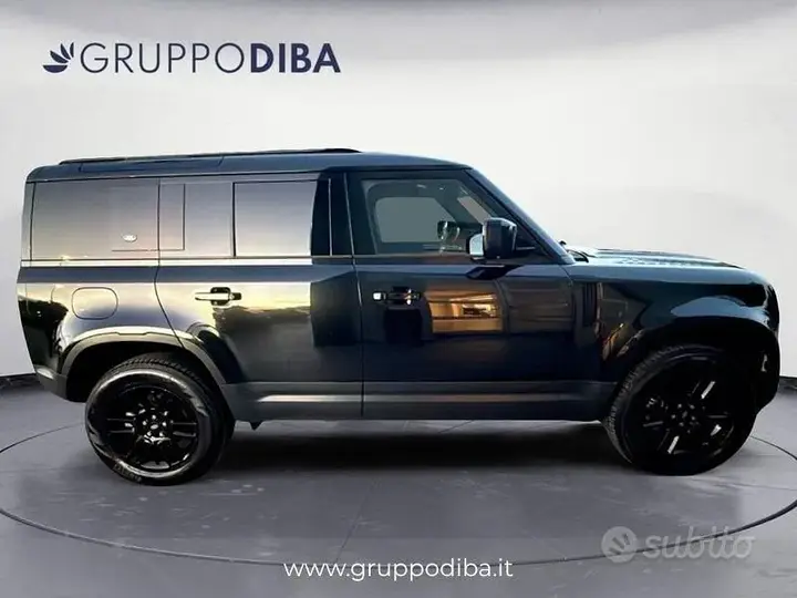 Land Rover Defender 2023 photo 4