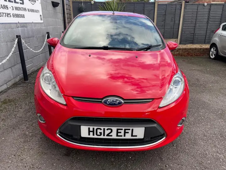 Ford Fiesta 2012 photo 5