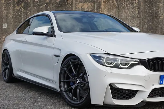 BMW M4 2018 photo 2
