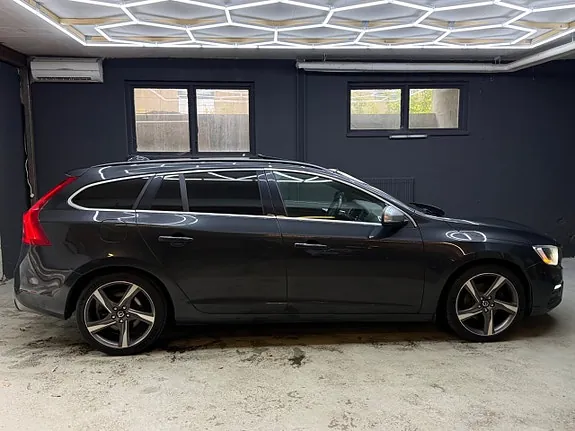 Volvo V60 2014 photo 5