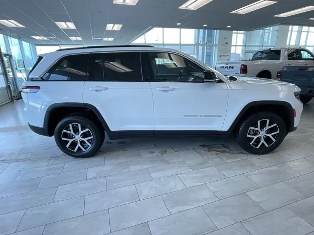 Jeep Grand Cherokee 2024 photo 5