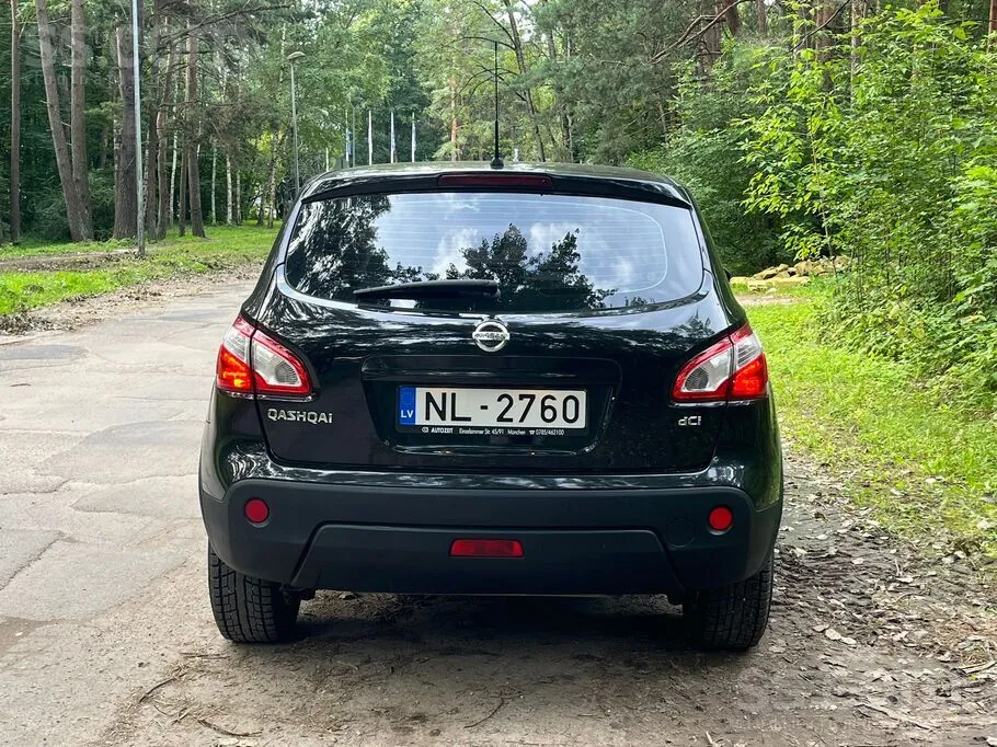 Nissan Qashqai 2012 photo 4