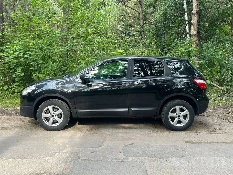 Nissan Qashqai 2012 photo 2