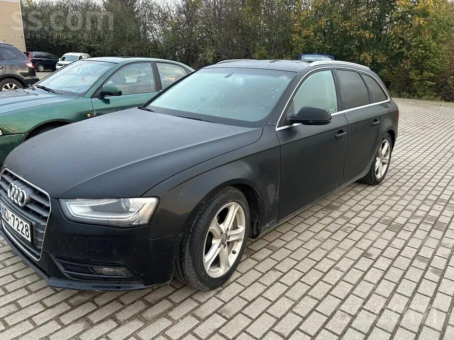 Audi A4 2013 photo 3