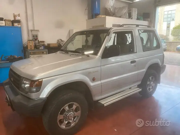 Mitsubishi Pajero 1998 photo 3