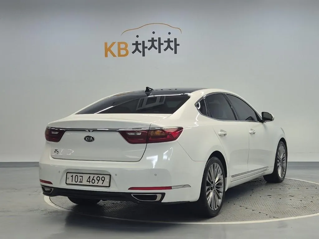 Kia K7 2017 photo 3