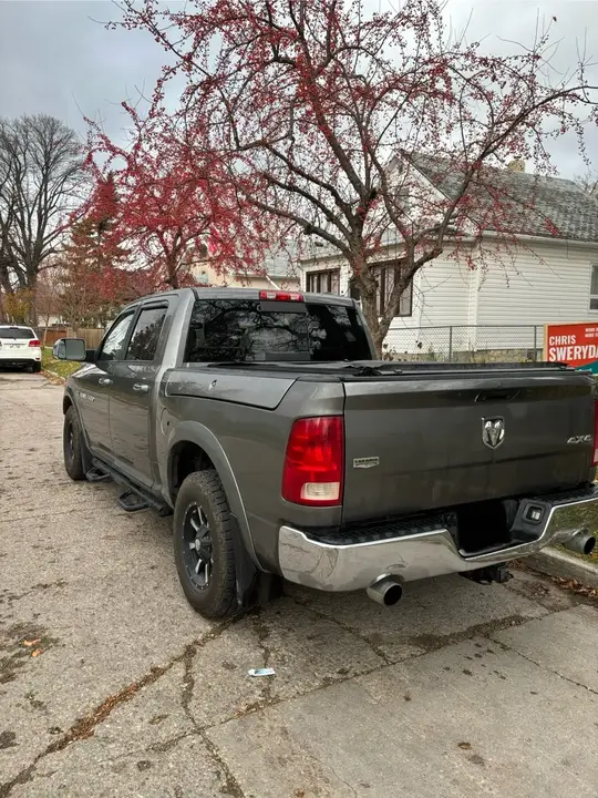 Dodge Ram 1500 2012 photo 3