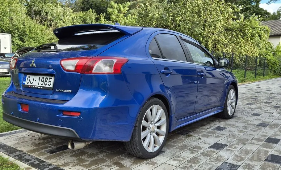 Mitsubishi Lancer 2009 photo 4