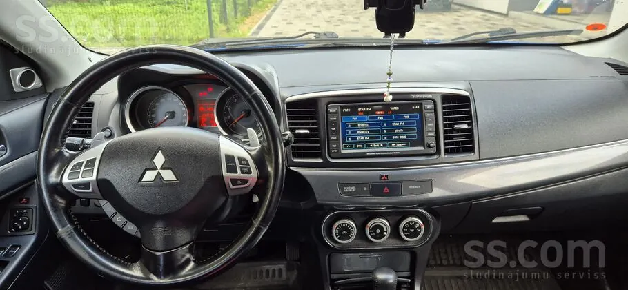 Mitsubishi Lancer 2009 photo 5