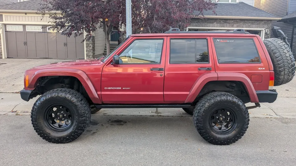 Jeep Cherokee 1999 photo 4